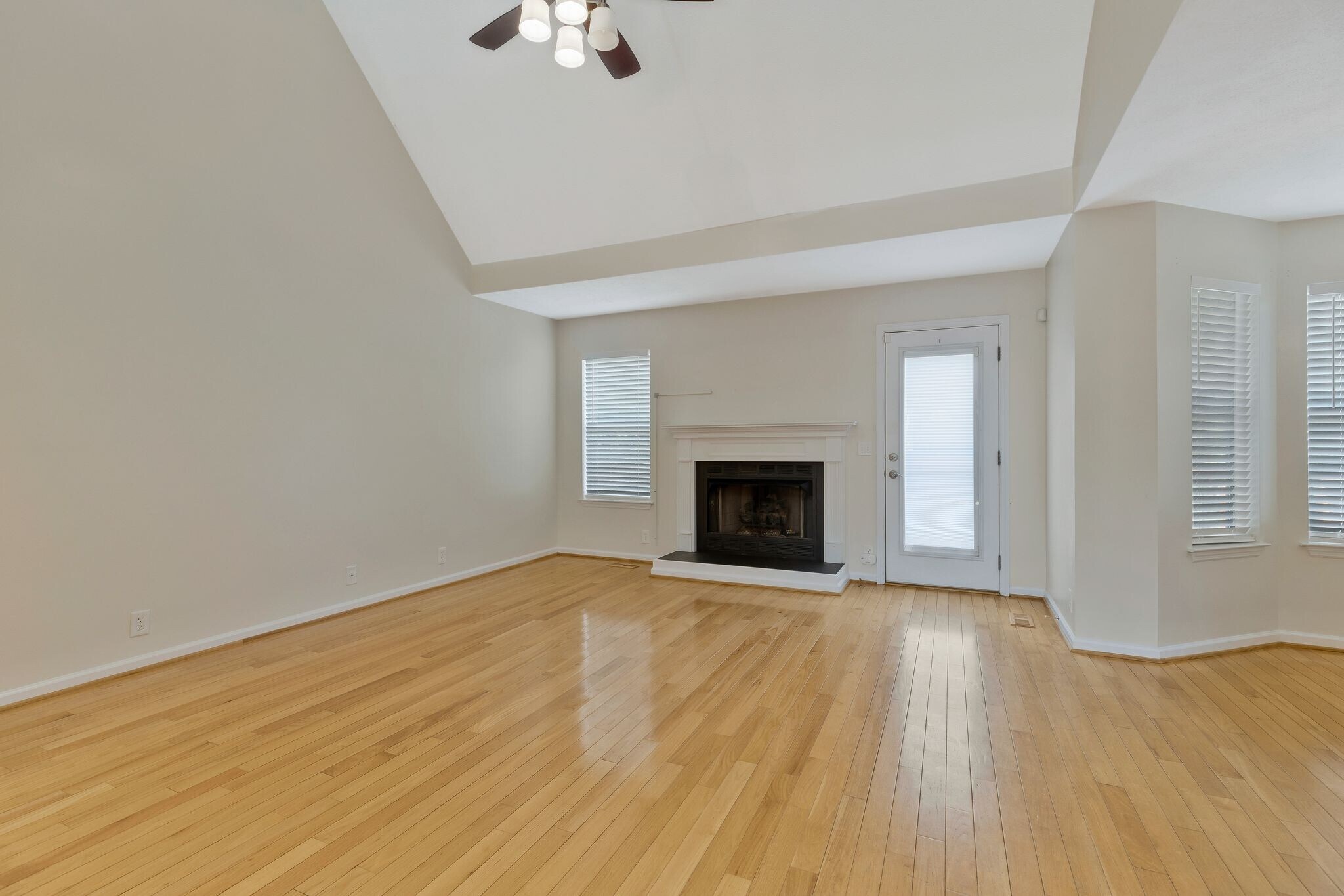 Building Photo - 5204 Catspaw Dr