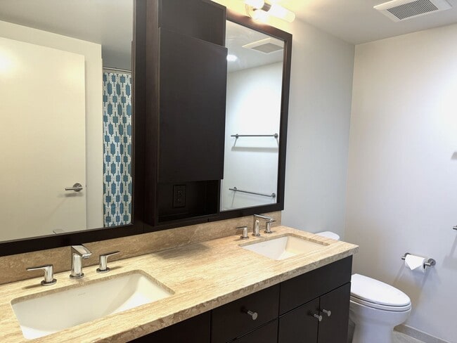 Building Photo - Waihonua - Two Bedroom, Two Bath, One Park...