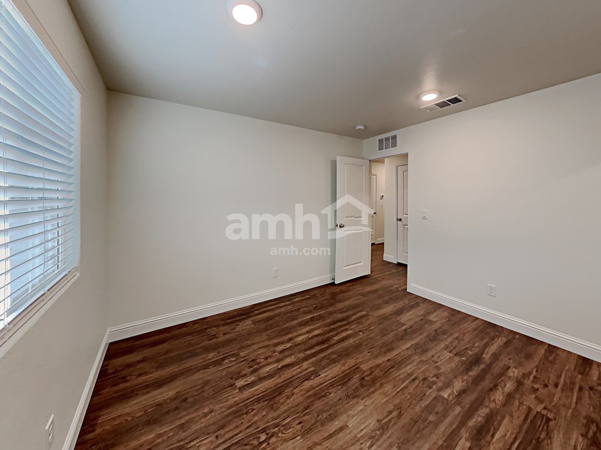 Building Photo - 707 Terrain Star Ave