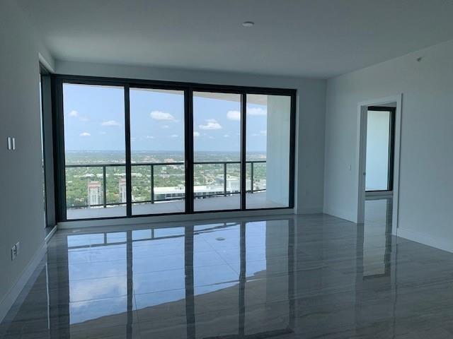 Building Photo - 100 E Las Olas Blvd