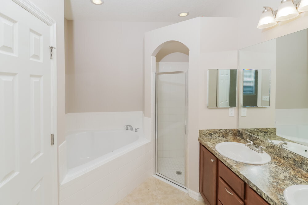 Building Photo - 30745 Water Lily Dr