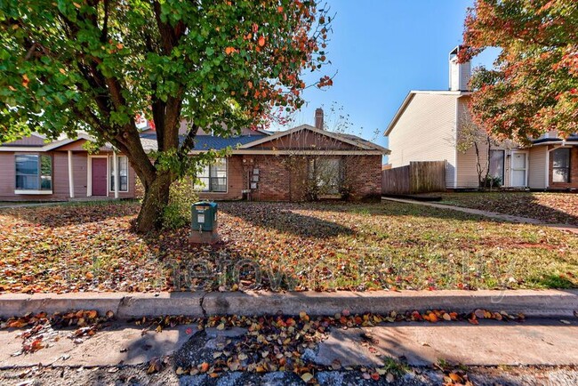 Building Photo - 432 NE 115th St