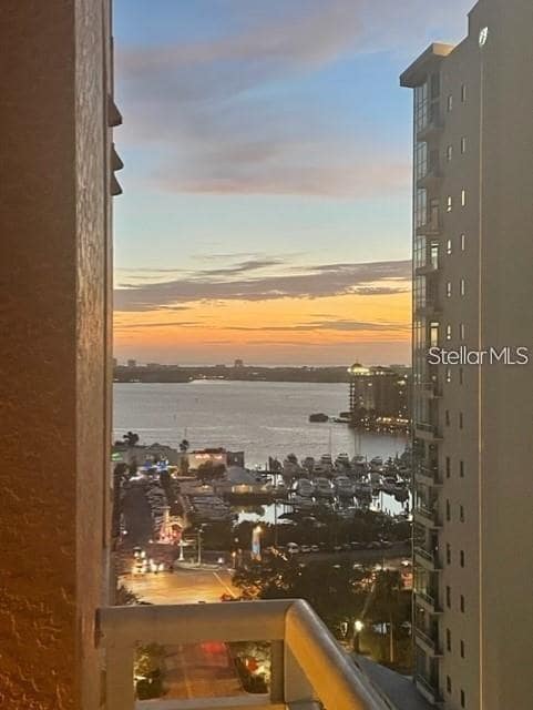 Building Photo - 1350 Main St