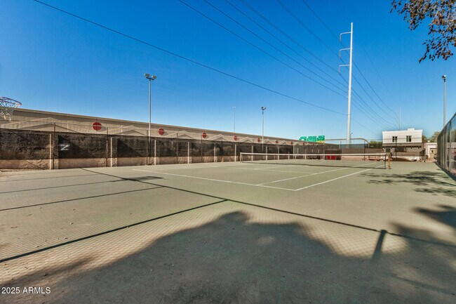 Building Photo - 16021 N 25th Dr