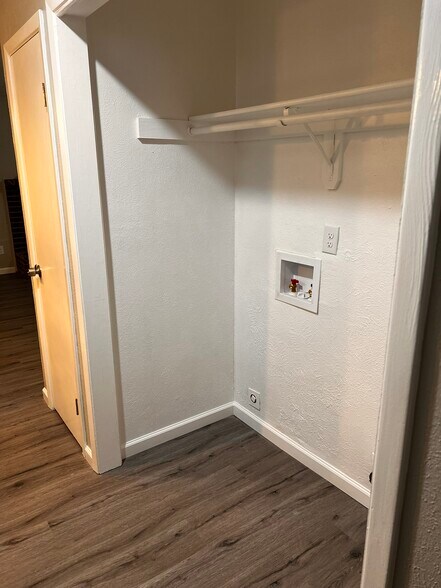 Laundry Area - 537 Bluebird Ln