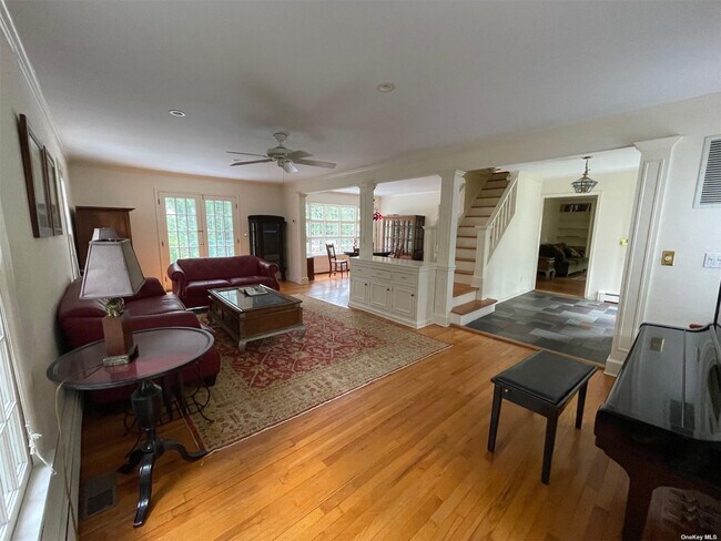 Building Photo - 3 Lamont Ln