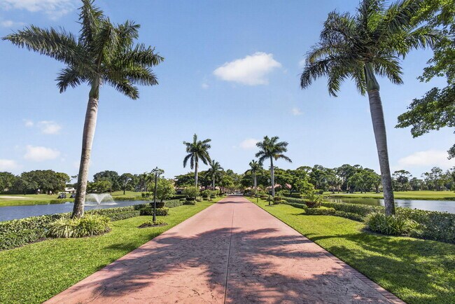 Building Photo - 259 Old Meadow Way