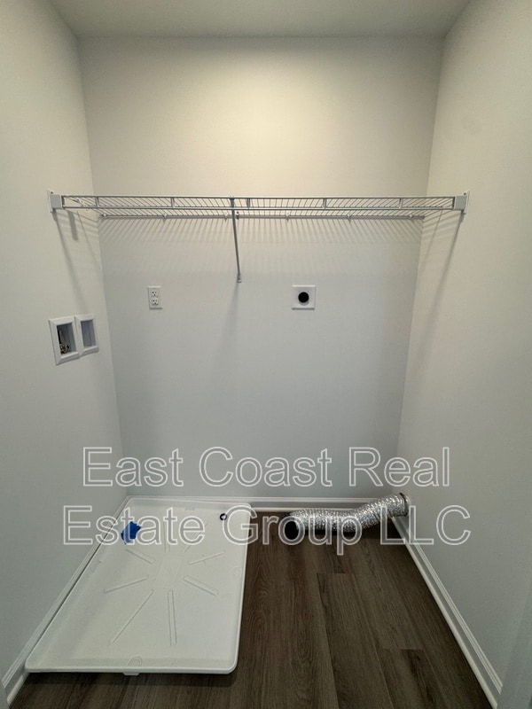 Building Photo - 15 Snowdrop Ct