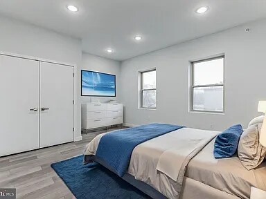 Building Photo - 2301 N 6th St