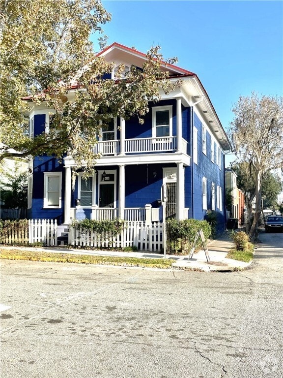 Building Photo - 418 E 40th St