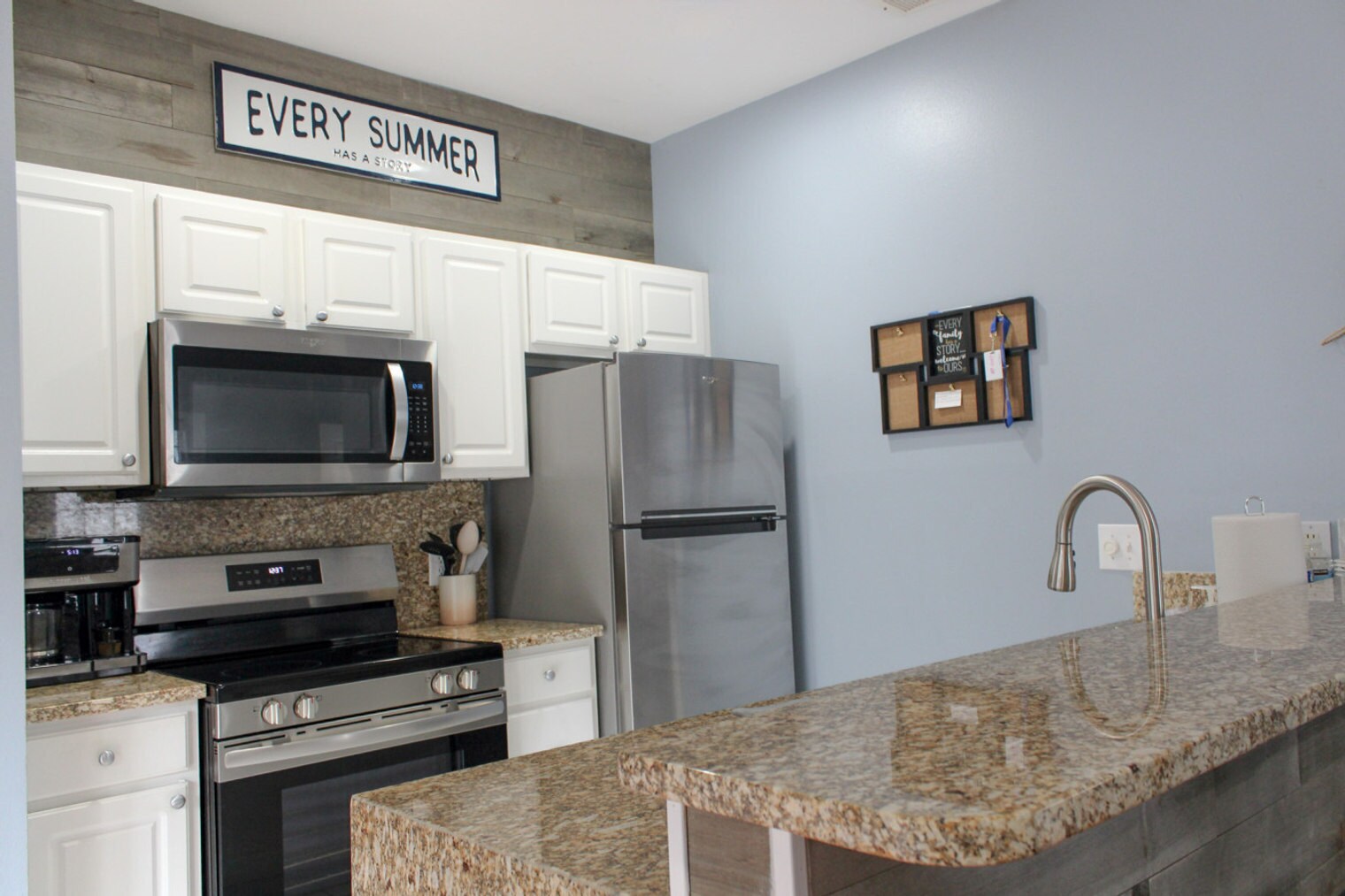 Building Photo - 125 Royal Poste Rd