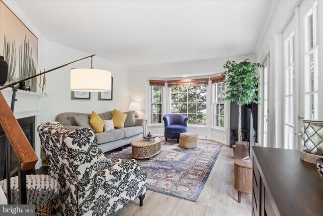 Building Photo - 12845 Mill Brook Ct