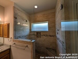 Building Photo - 9311 Llano Verde