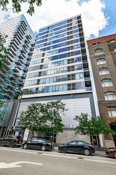 Building Photo - 1345 S Wabash Ave