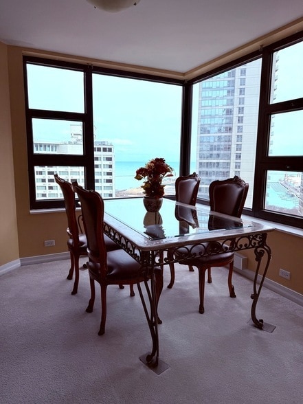 Building Photo - 401 E Ontario St