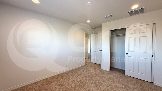Building Photo - 5655 N 88th Ln