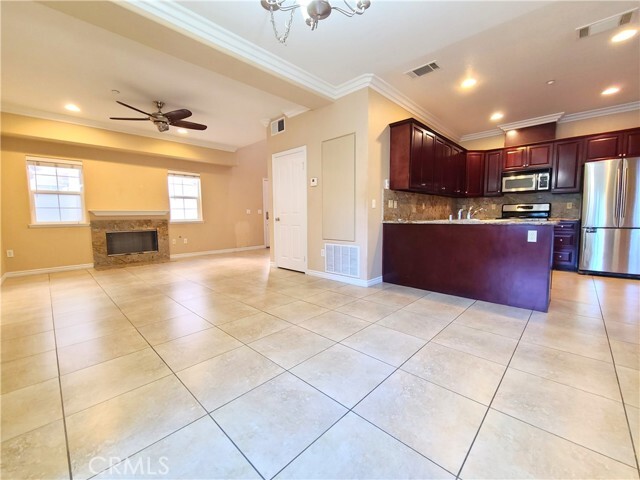 Building Photo - 1200 E Highland Ave