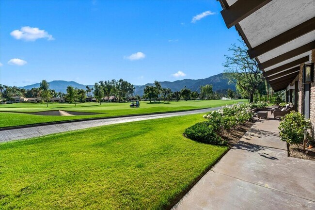 Building Photo - 48731 San Vicente St