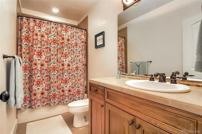 Building Photo - 5 bedroom home 3 blocks from Wash Park!