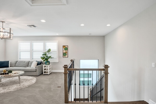 Building Photo - 9052 Chauvet Wy
