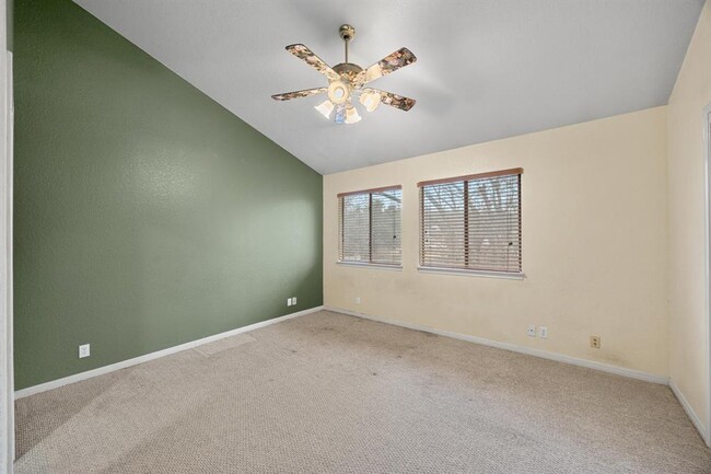 Building Photo - 1100 Silverton Ct