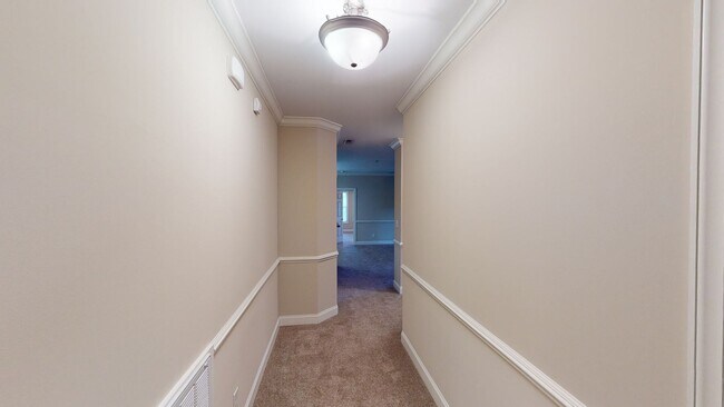 Building Photo - Extra Large Condo in Anderson Creek Club C...