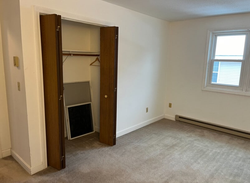 Bedroom 1 - 18 Smithwheel Rd