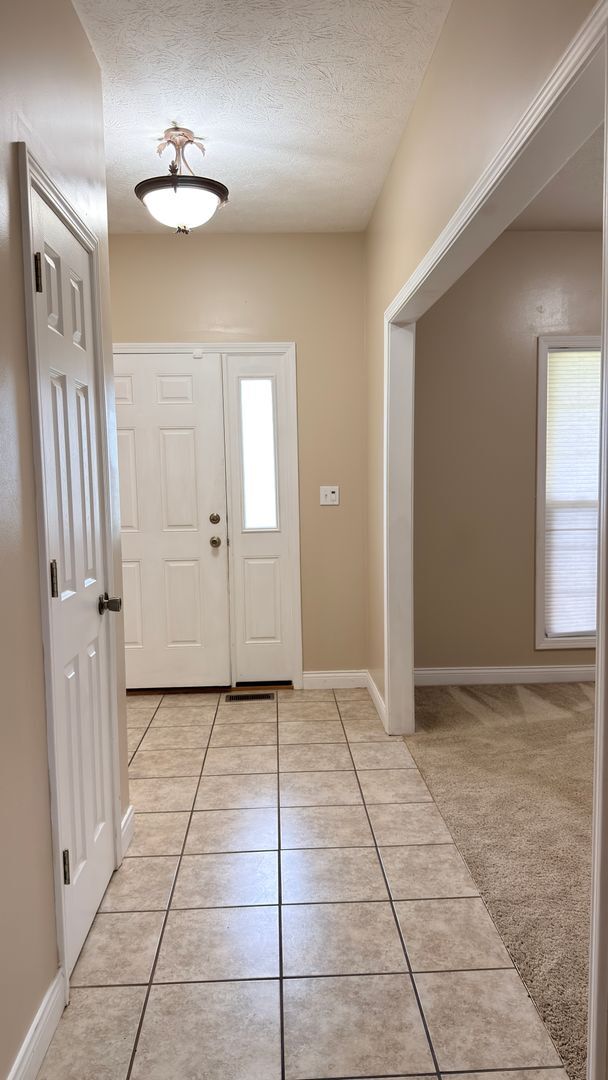 Building Photo - Spacious 4-Bedroom Home in West Lafayette Schools!