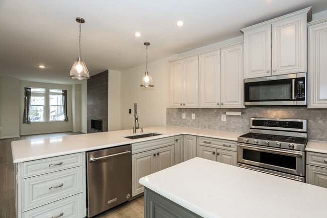 Building Photo - 7121 Millstone Rd