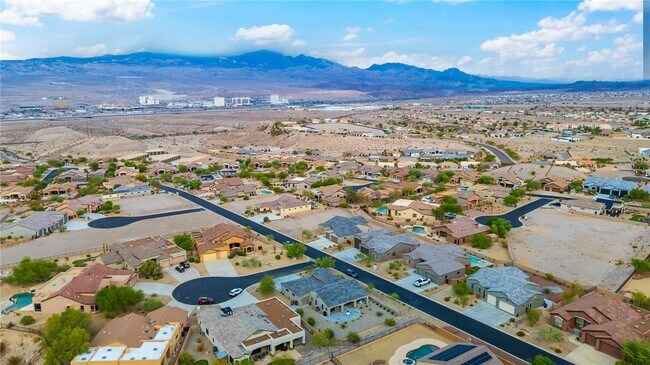 Building Photo - 2836 Steamboat Dr