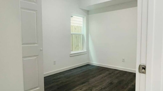Building Photo - ? Brand-New Unit – 3 Bedrooms, 2.5 Bathrooms ?