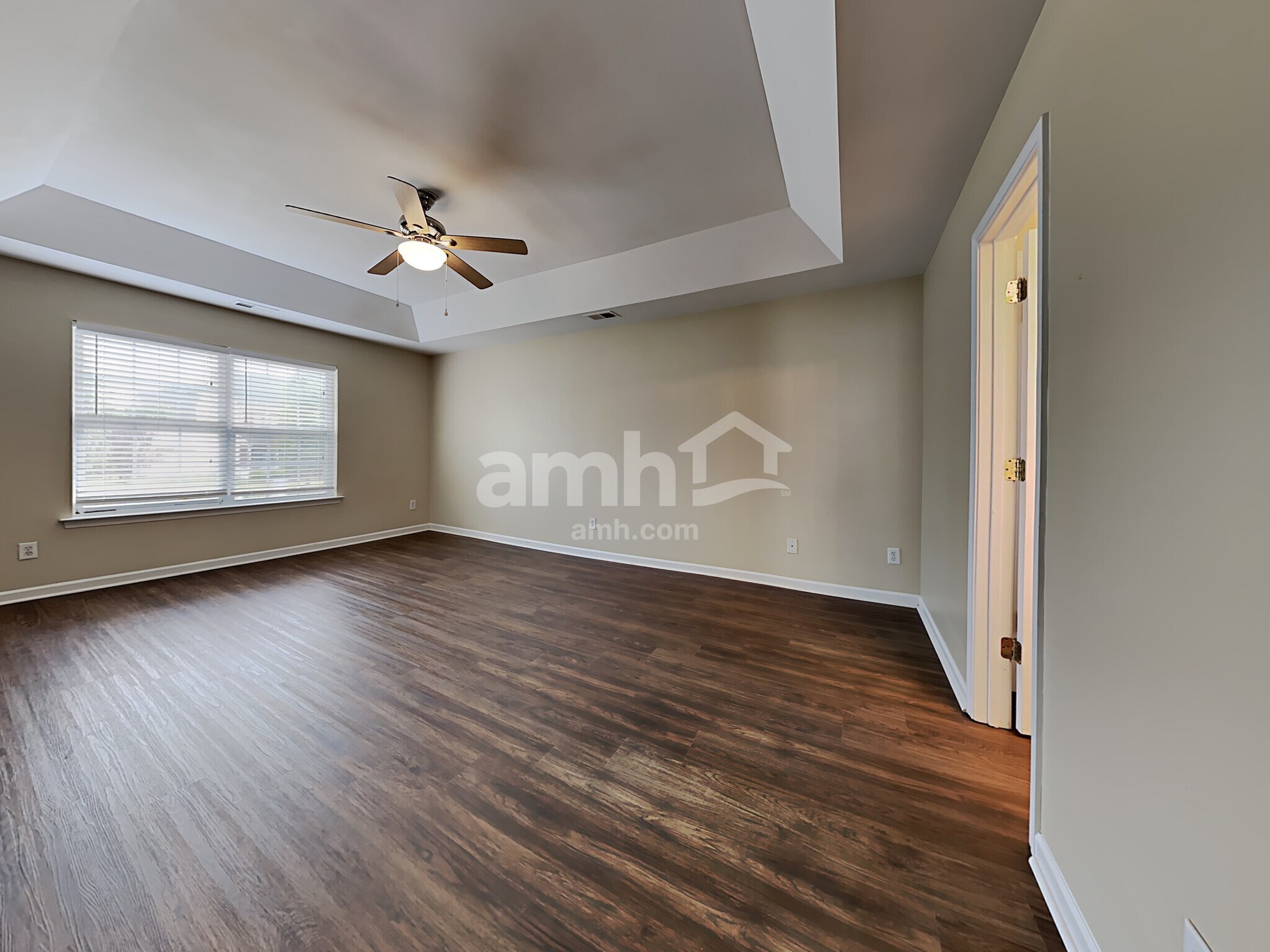Building Photo - 141 Sawhorse Dr