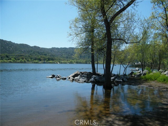 Building Photo - 26210 N Lake Wohlford Rd