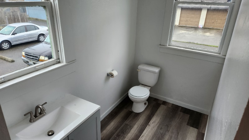 Building Photo - 815 G St