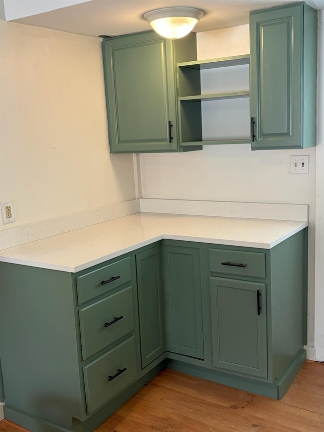 Building Photo - 15 High St