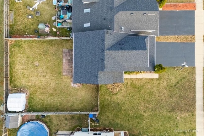 Building Photo - 1430 N Pembroke Dr