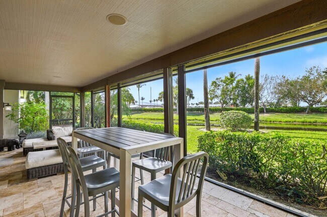 Building Photo - 2835 Polo Island Dr