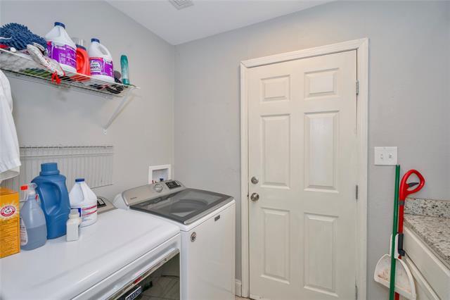 Building Photo - 2001 Newcastle Cir