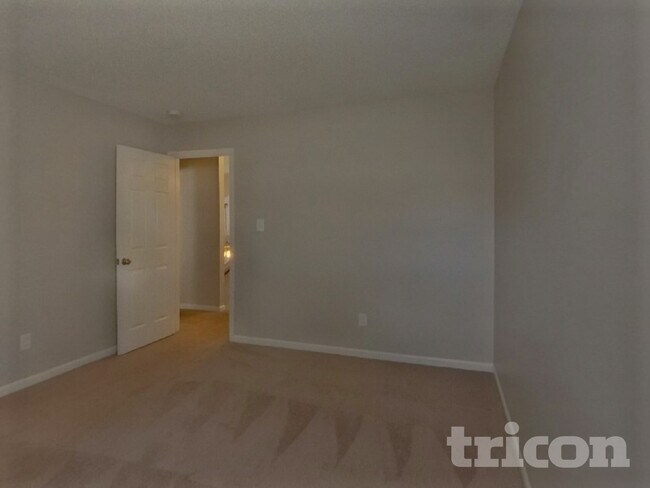 Building Photo - 9629 Green Apple Dr