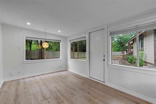 Building Photo - 2616 Audubon Pl