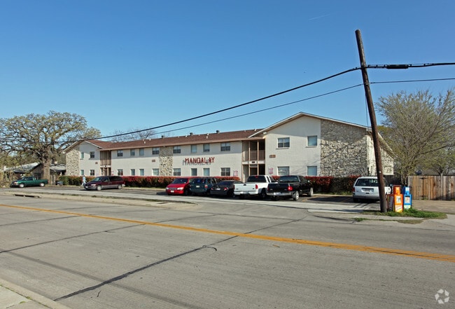 Primary Photo - Mandalay Apartments