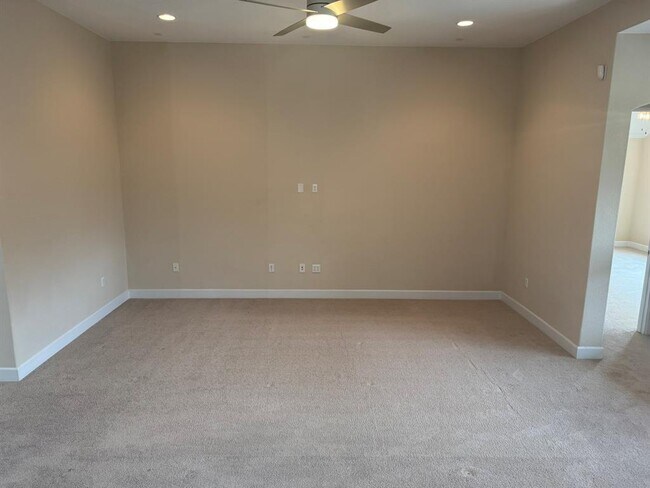 Building Photo - 13704 Camp Comfort Ln