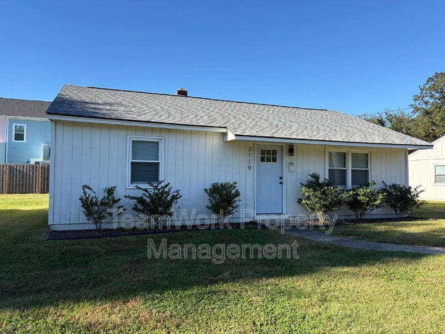 Primary Photo - 3119 Azalea Dr