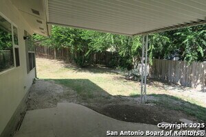 Building Photo - 1226 Billings Dr