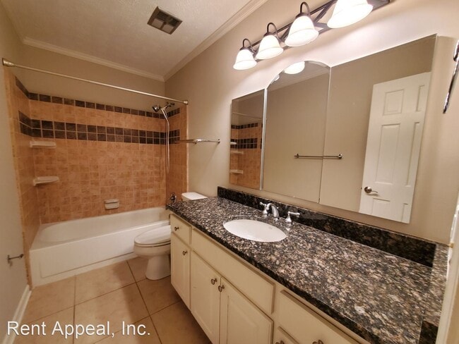 Building Photo - 4 br, 2.5 bath House - 2675 Shadow Pine Dr