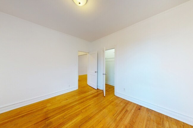 Floorplan - 5300-5308 S. Greenwood Avenue