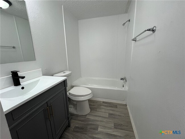 Building Photo - 5037 Chimney Rock