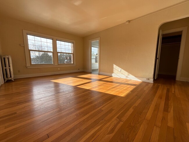 Interior Photo - Loch Kelden