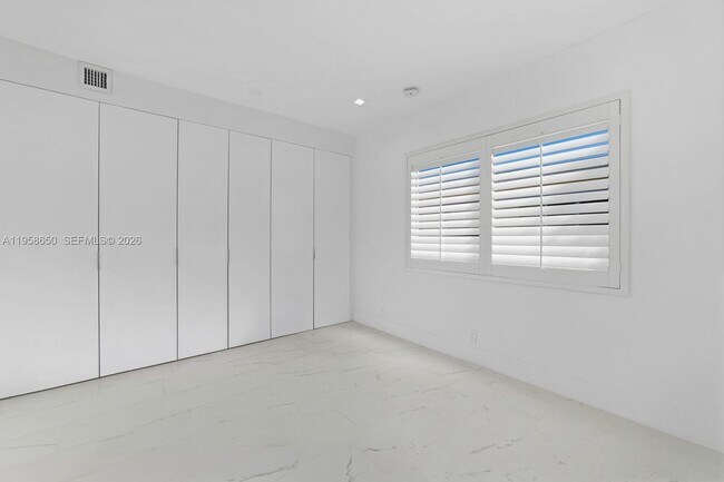 Building Photo - 3909 Garden Ave