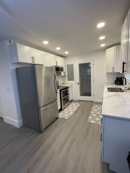 Building Photo - 608 Crawford Rd